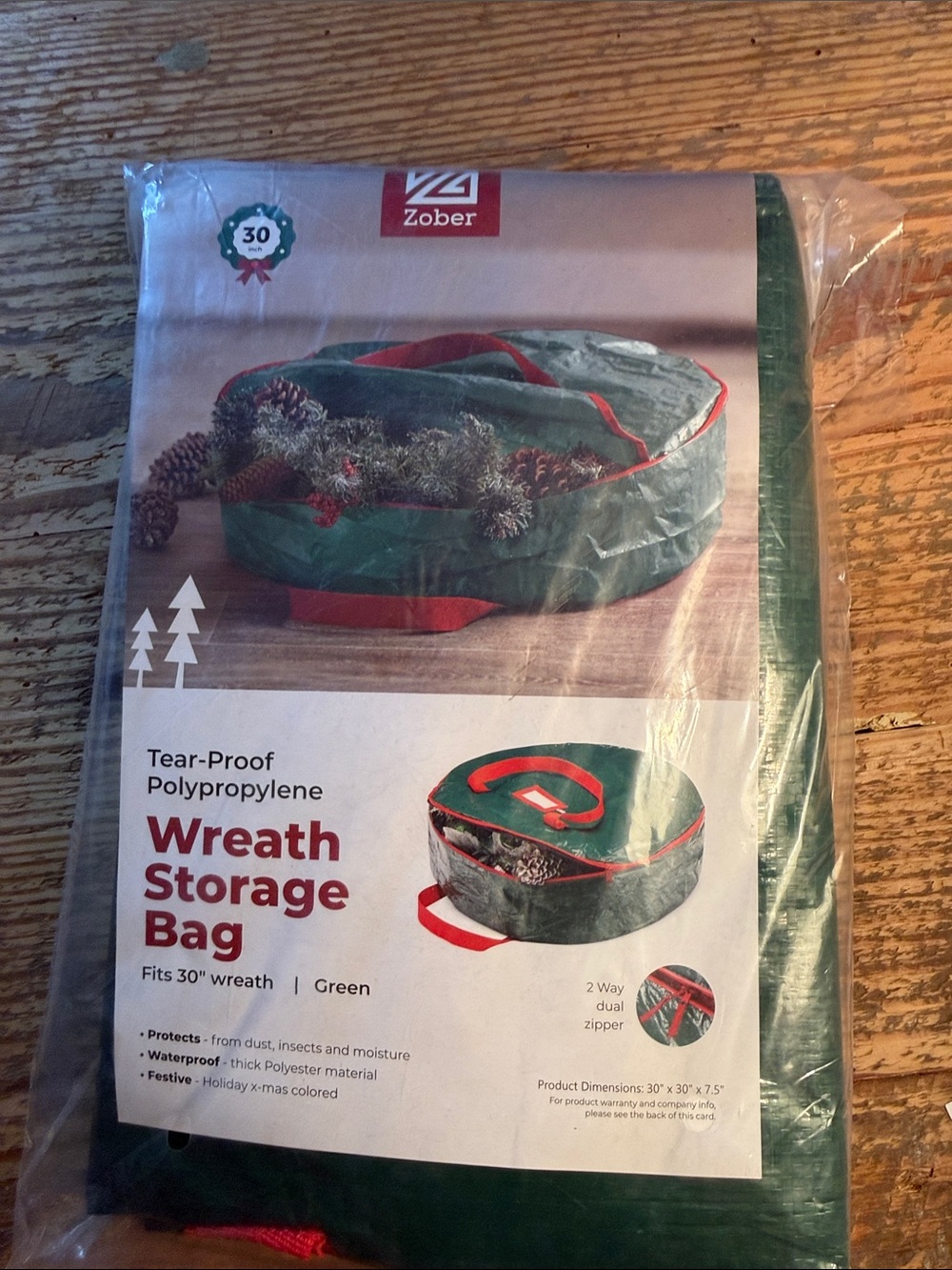 Green and Red Wreath Storage Bag